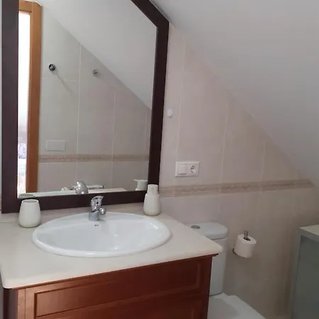 Atico Con Terraza Y Piscina Comunitaria * Рибадео