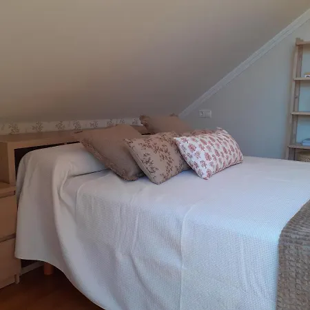 Atico Con Terraza Y Piscina Comunitaria * Рибадео
