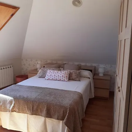 Apartamento Atico Con Terraza Y Piscina Comunitaria