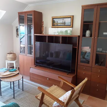 Apartamento Atico Con Terraza Y Piscina Comunitaria Ribadeo