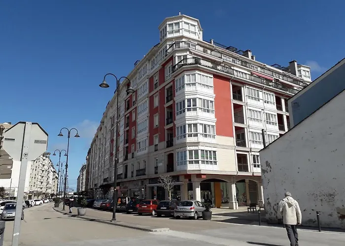 Atico Con Terraza Y Piscina Comunitaria * Ribadeo